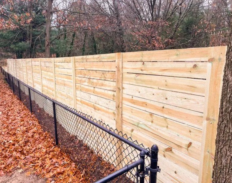 Crafting Quality Fencing Solutions in Muskegon and Grand Rapids