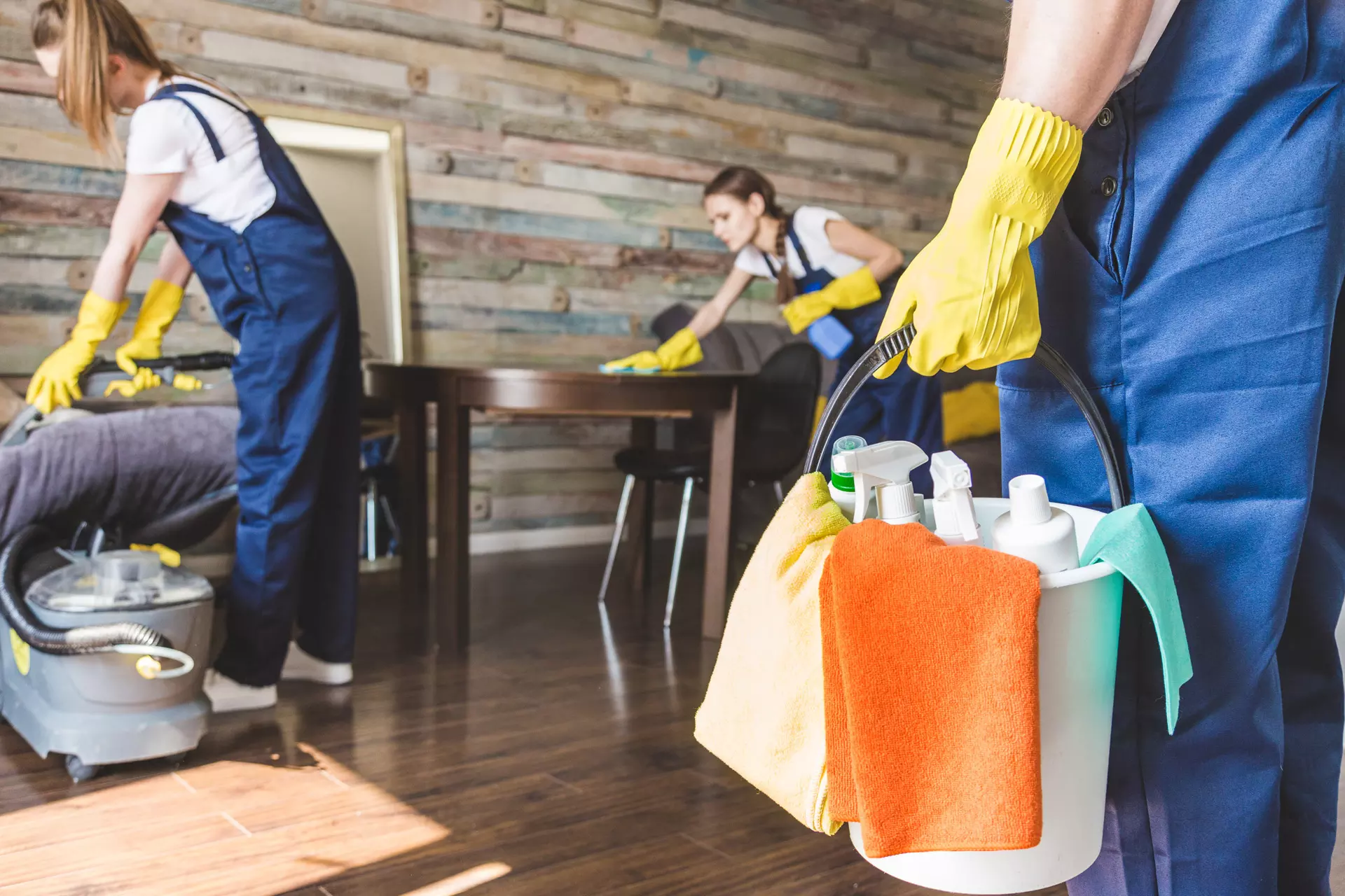 Best Practices for Maintaining a Clean and Inviting Environment in Retail Spaces